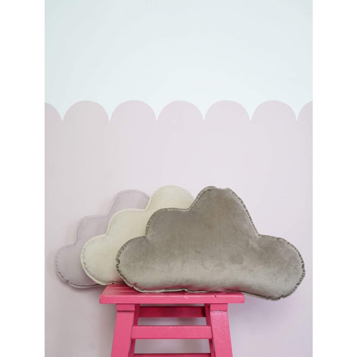 Fluweel Wolkenkussen voor babykamer "Donkerbeige"