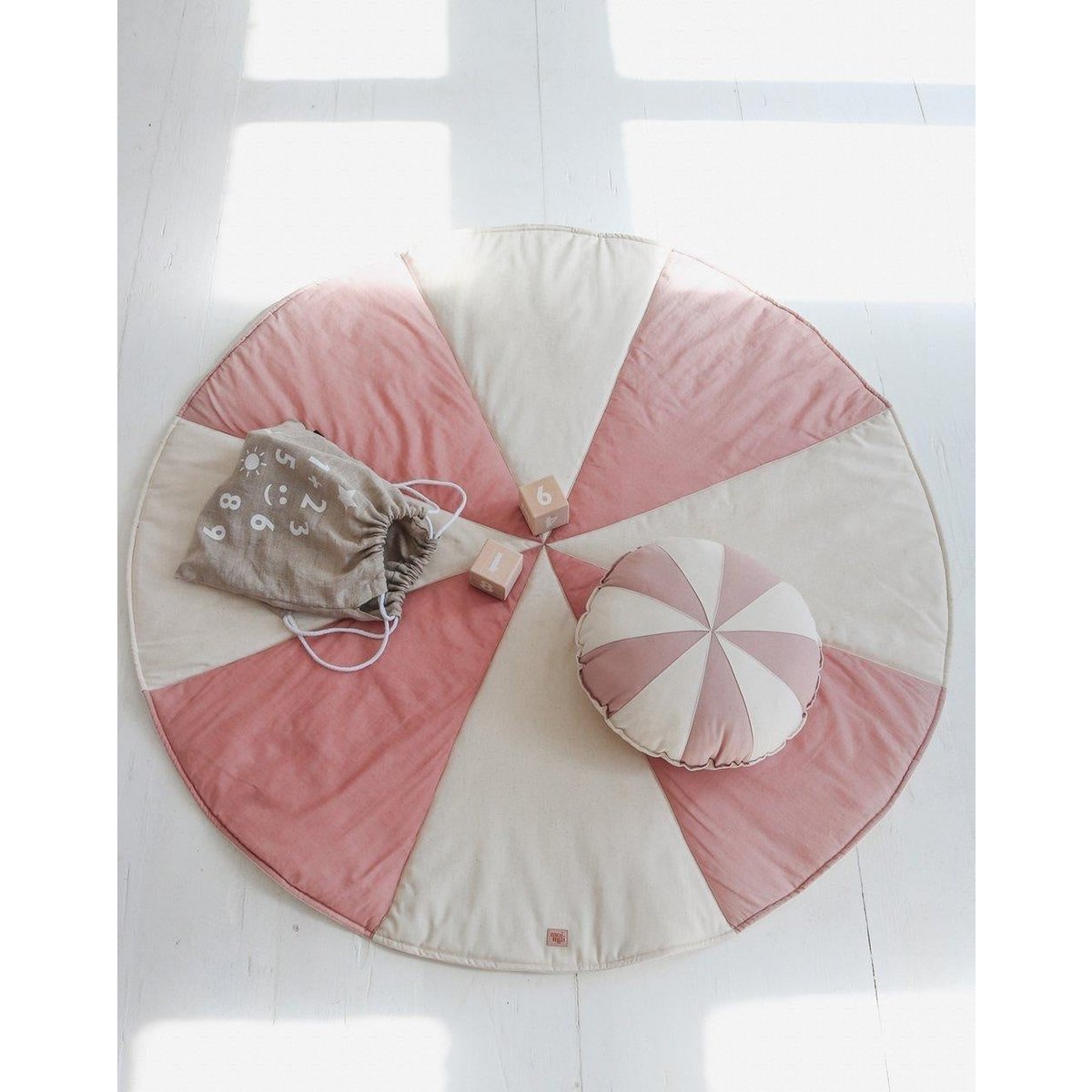 "Powder Candy" Ronde Patchwork Mat