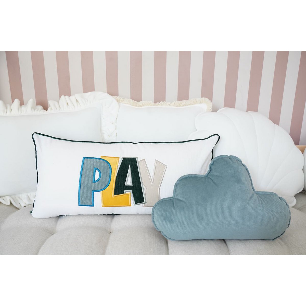 Fluweel Wolkenkussen voor babykamer "Grijs mint"