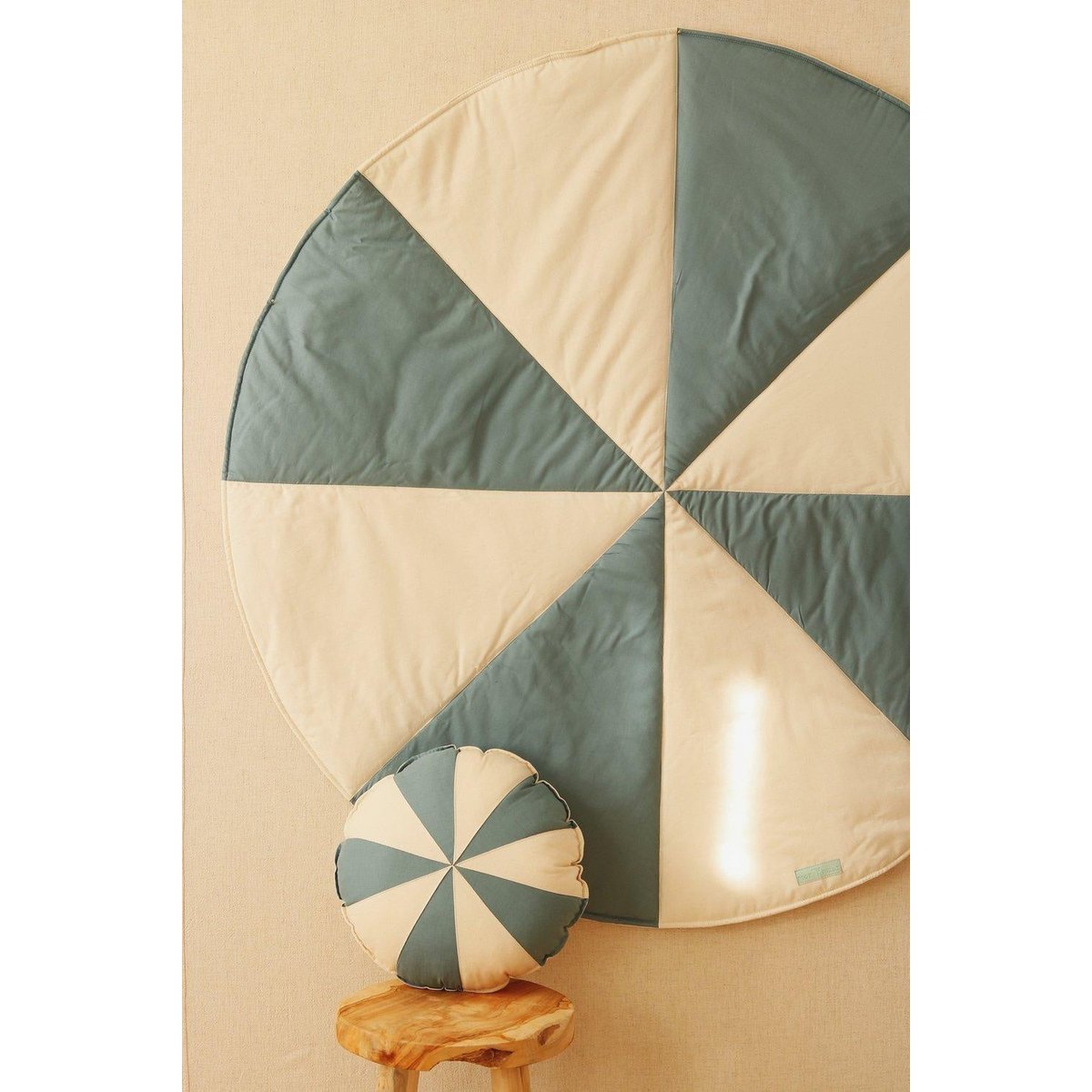 Ronde Patchwork Mat "Blue Candy"