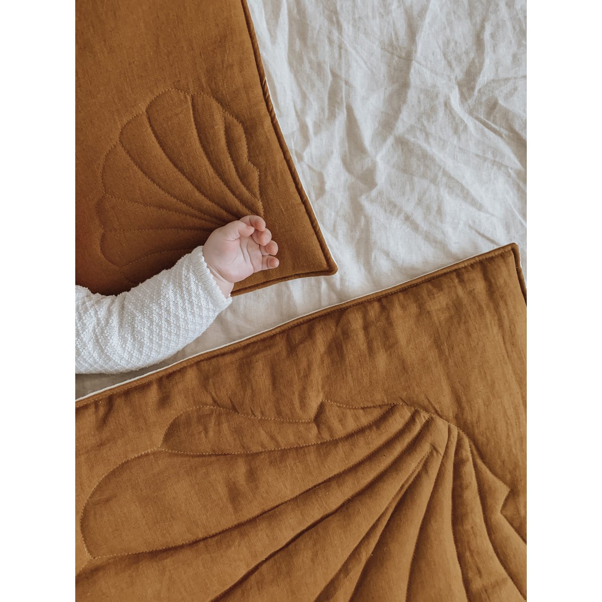 Linnen schelp dekbedset met kussen "Caramel"