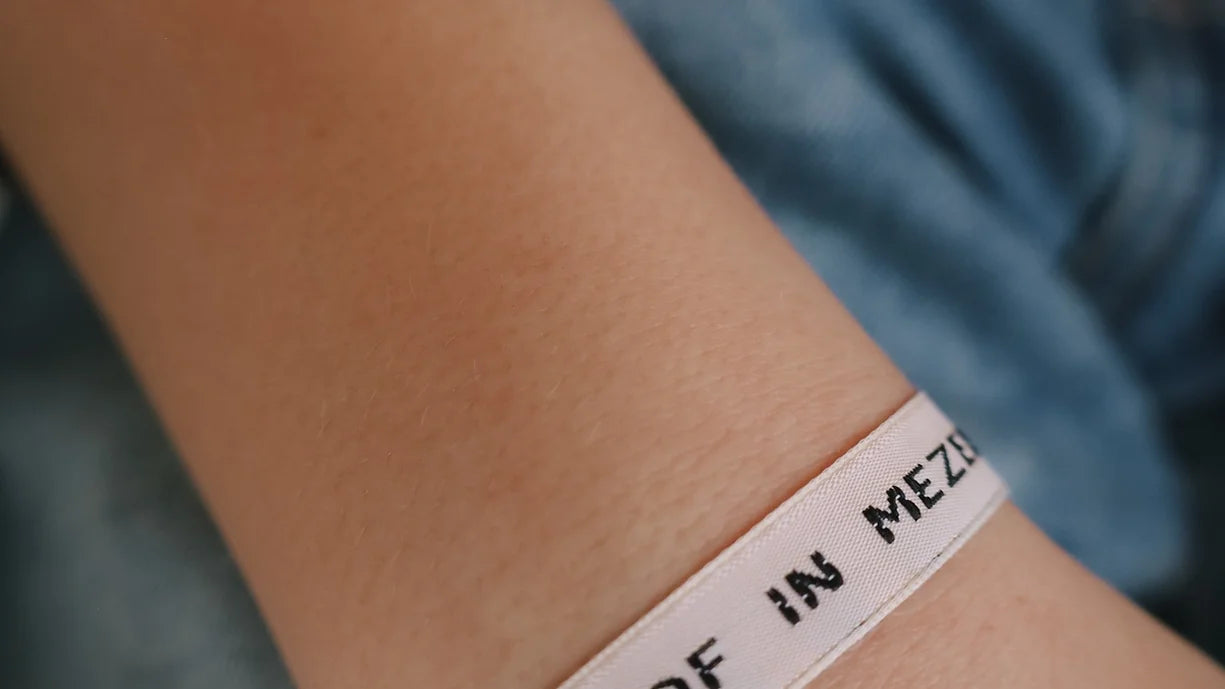 Armband - IK GELOOF IN MEZELF cream