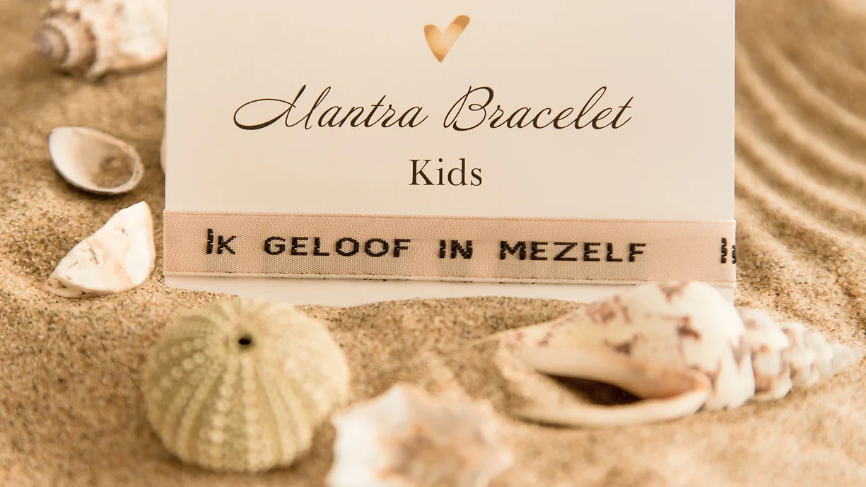 Armband - IK GELOOF IN MEZELF cream