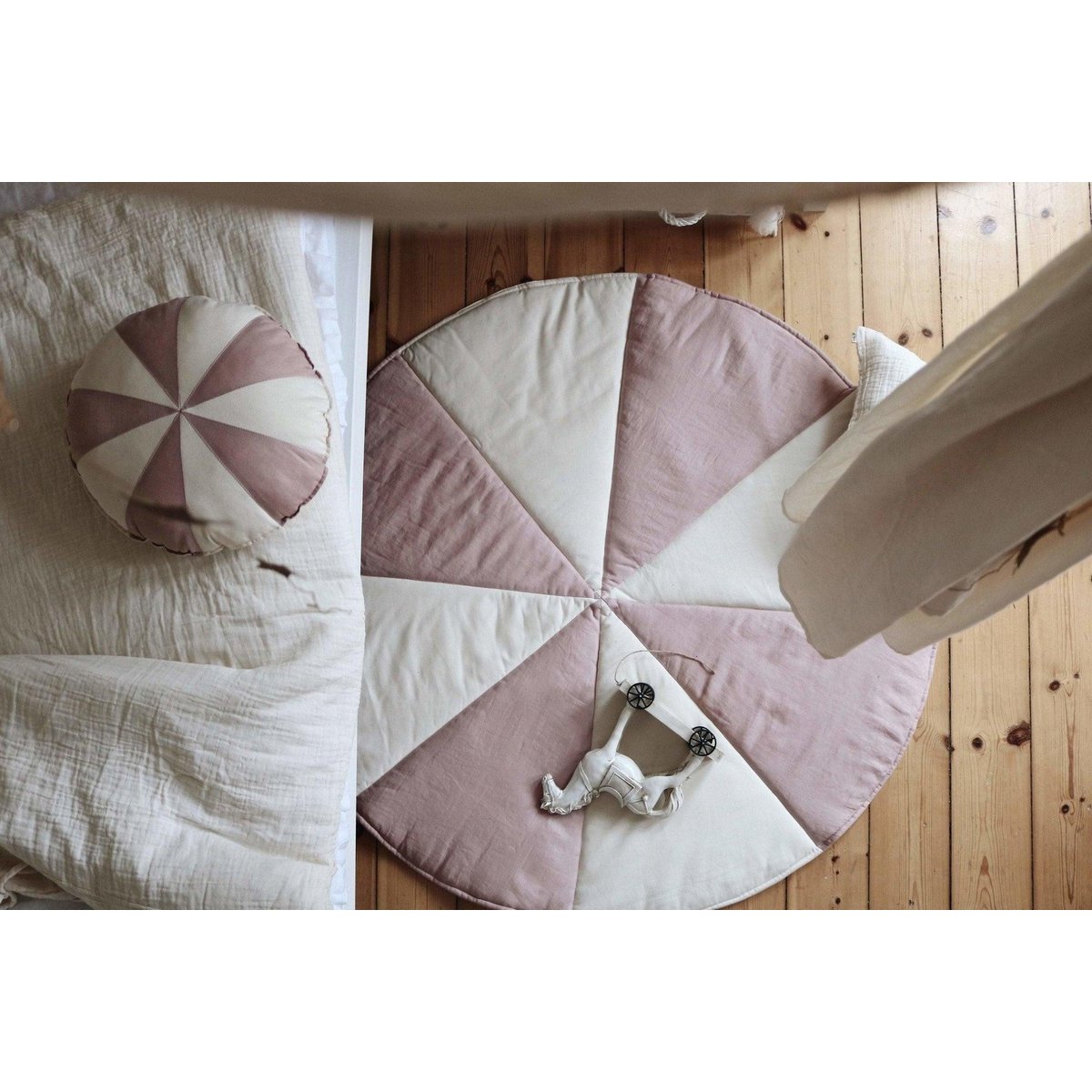 "Powder Candy" Ronde Patchwork Mat