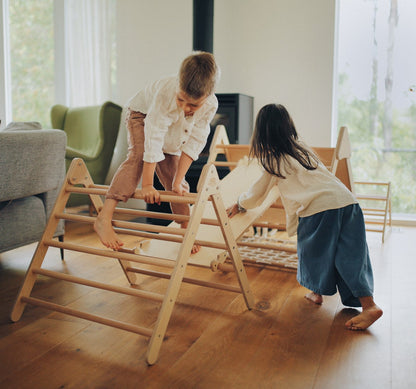 Kinderfeets Pikler Triangle en bois Aire de jeux - 2 côtés - Moyen